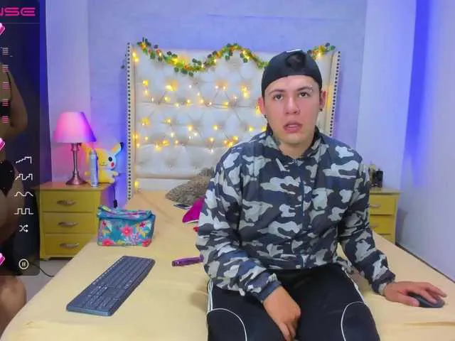 Live sex webcam photo for Morgan-noah77 #274125467