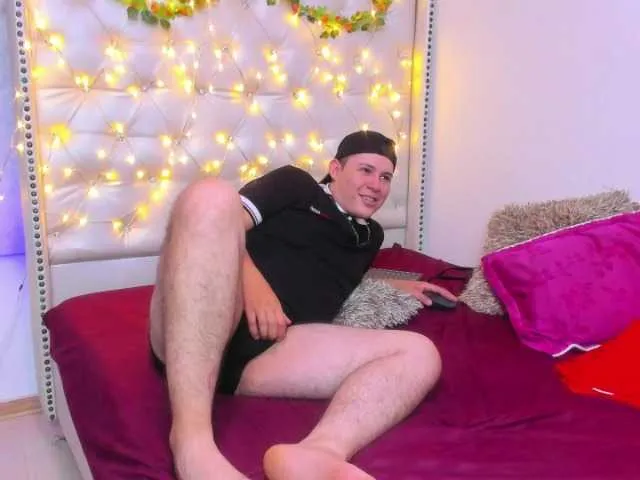 Live sex webcam photo for Morgan-noah77 #274473378