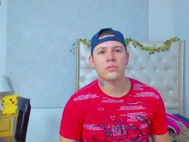 Live sex webcam photo for Morgan-noah77 #274636905