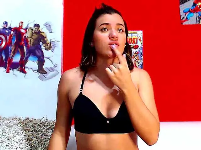 Live sex webcam photo for MorganKing1 #272761880