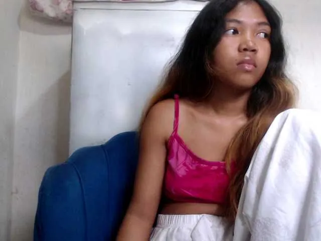 Live sex webcam photo for Morgane1 #290367418