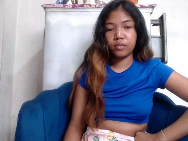 Live sex webcam photo for Morgane1 #290500536