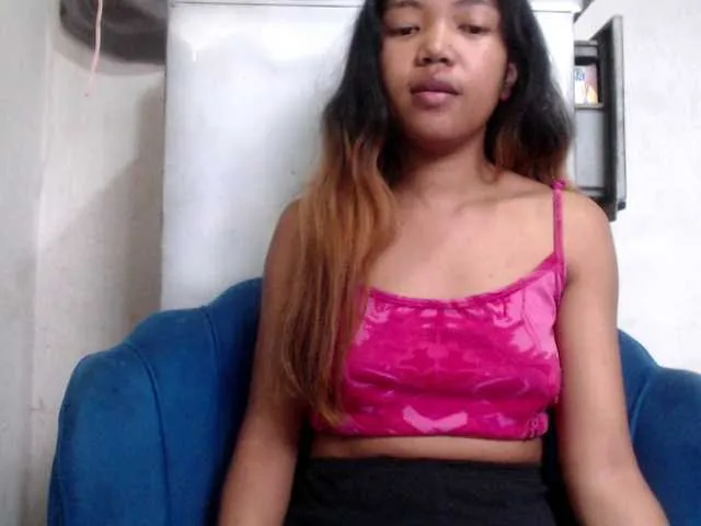 Live sex webcam photo for Morgane1 #290641933
