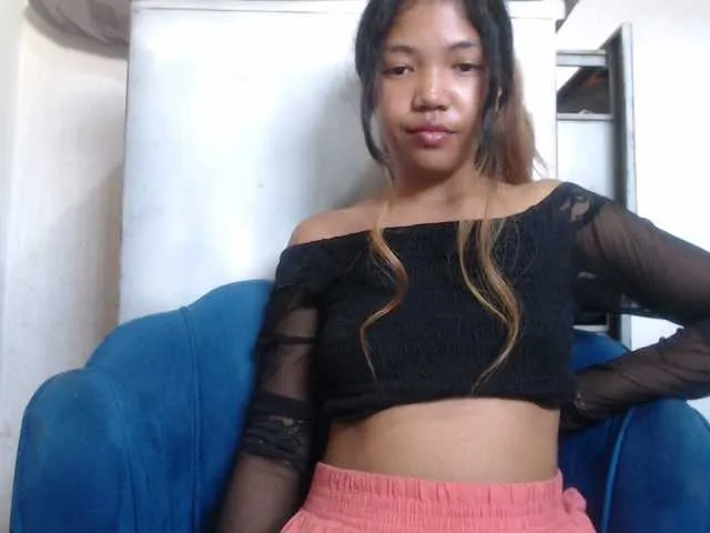 Live sex webcam photo for Morgane1 #290908881