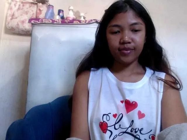 Live sex webcam photo for Morgane1 #291205710
