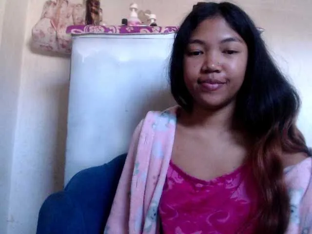 Live sex webcam photo for Morgane1 #291278482