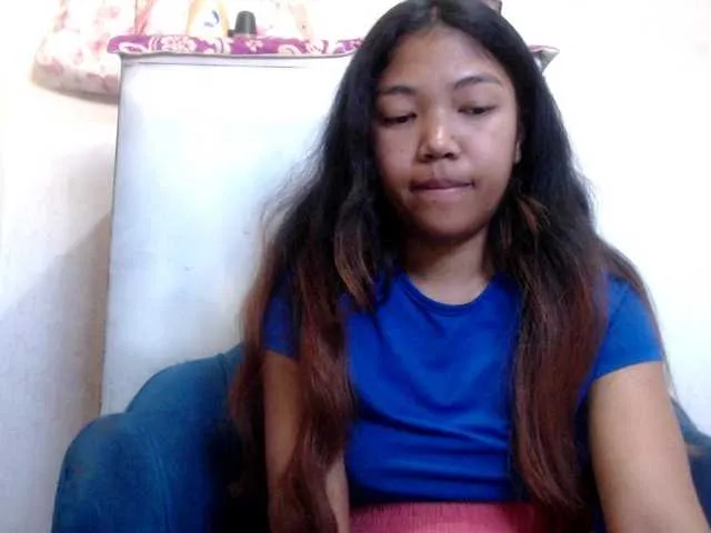 Live sex webcam photo for Morgane1 #291359621