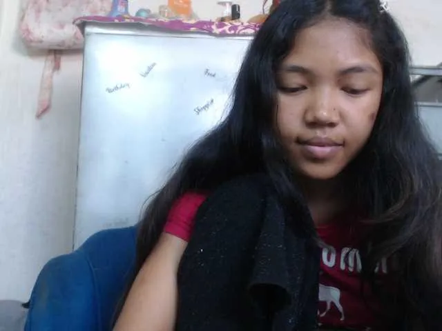 Live sex webcam photo for Morgane1 #292081068