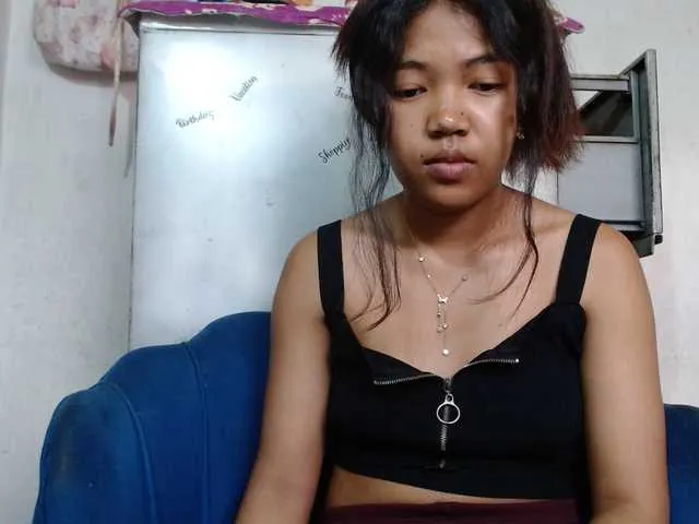 Live sex webcam photo for Morgane1 #292225833