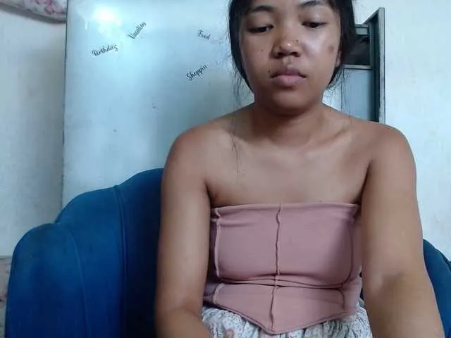 Live sex webcam photo for Morgane1 #292394260