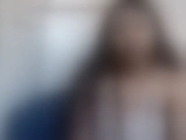 Live sex webcam photo for Morgane1 #293214484