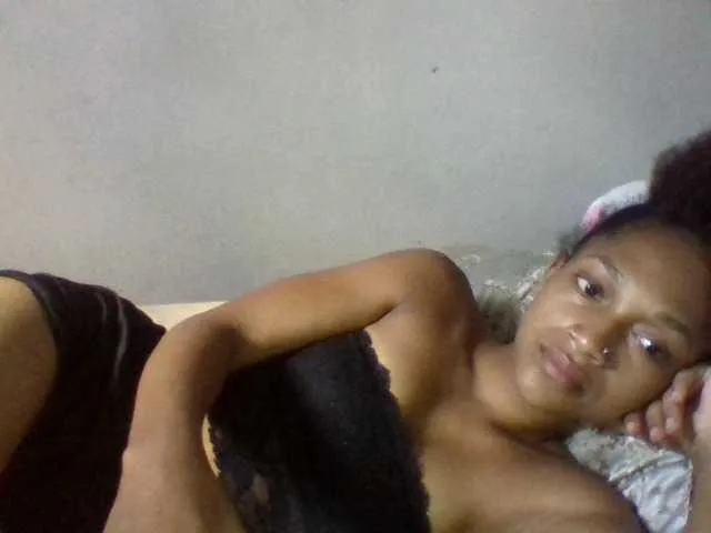 Live sex webcam photo for Morgane231 #277214964