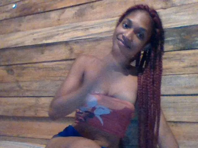 Live sex webcam photo for Morgane231 #277296384