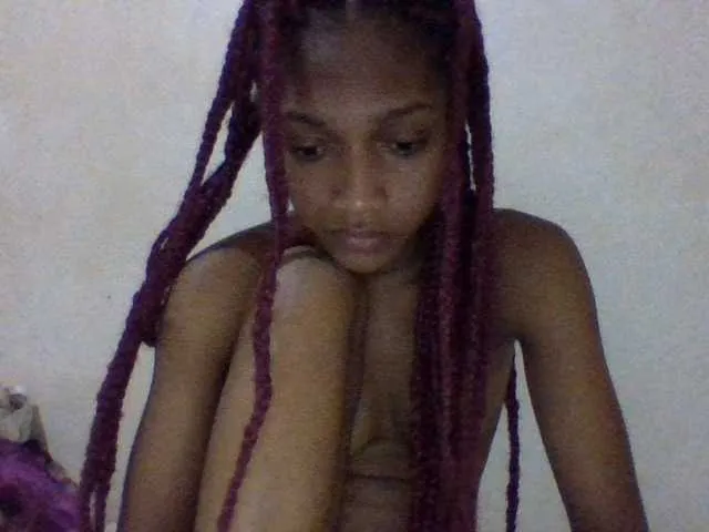 Live sex webcam photo for Morgane231 #277472465