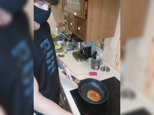 Live sex webcam photo for Mortem18 #275741385