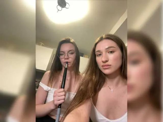 Live sex webcam photo for MoscowNeverSleep- #277914994