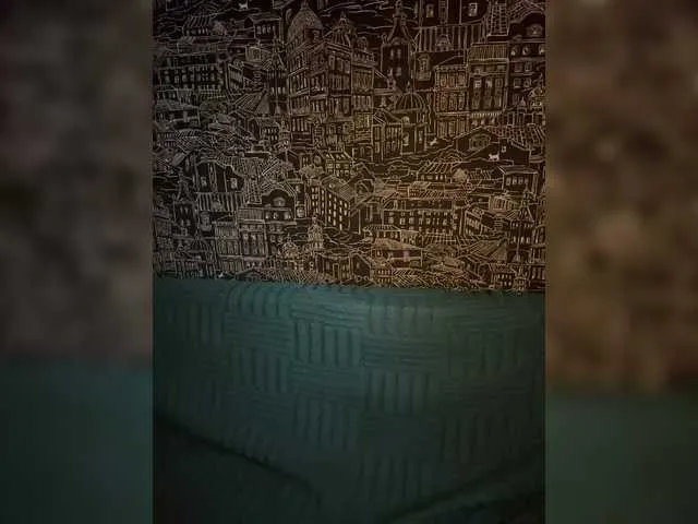 Live sex webcam photo for MossiPolli #278304634