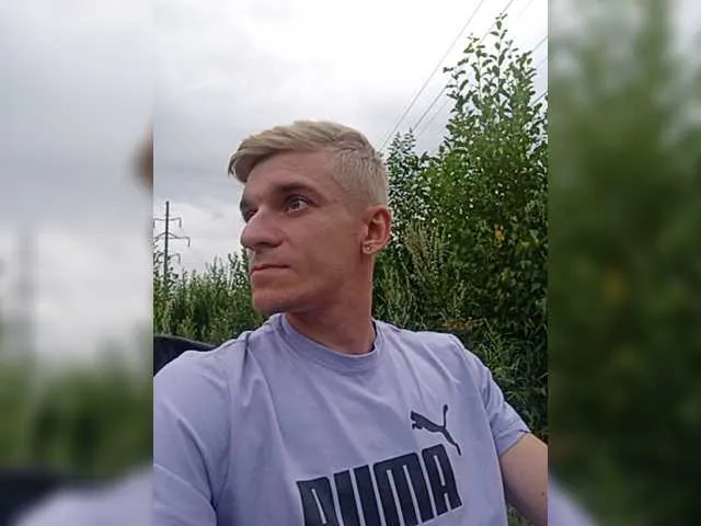 Live sex webcam photo for Mr-Stiffler #274159071