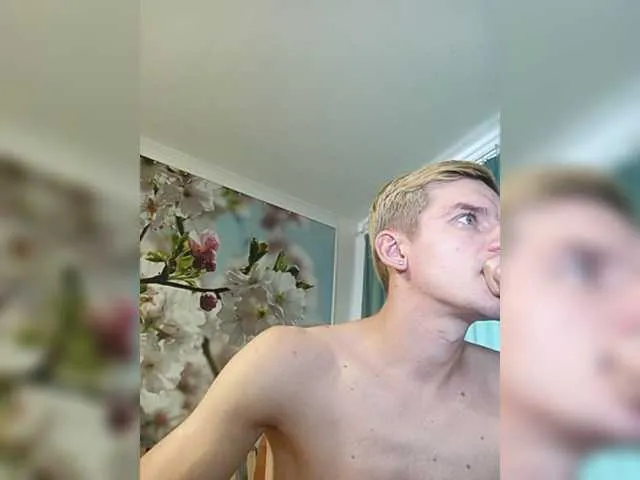 Live sex webcam photo for Mr-Stiffler #274412007