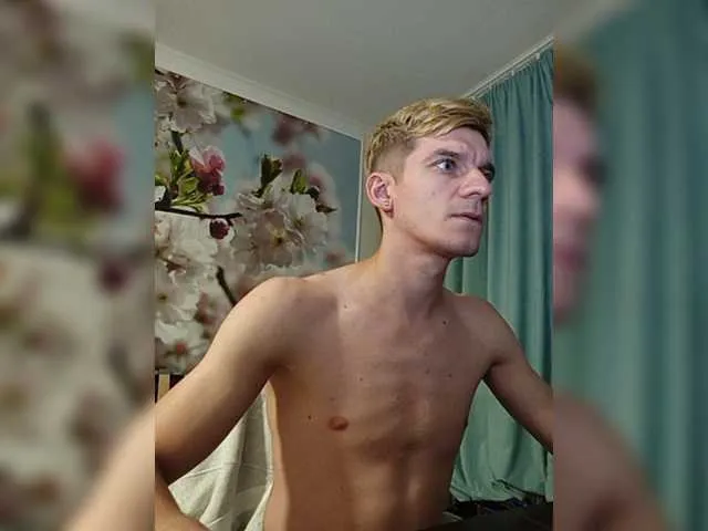 Live sex webcam photo for Mr-Stiffler #274556392