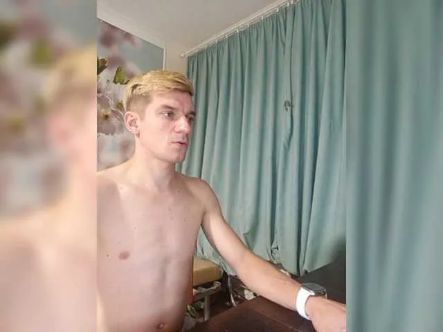 Live sex webcam photo for Mr-Stiffler #274598224