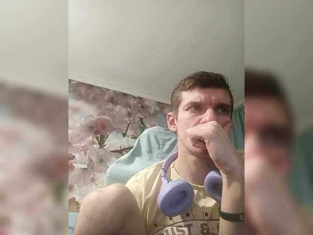 Live sex webcam photo for Mr-Stiffler #290590696
