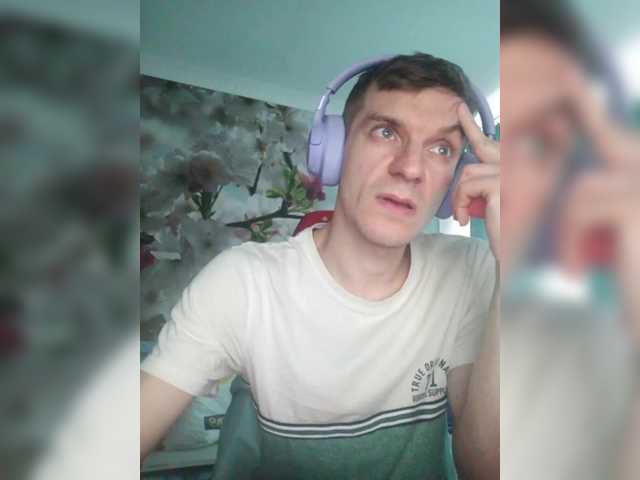 Live sex webcam photo for Mr-Stiffler #290716584