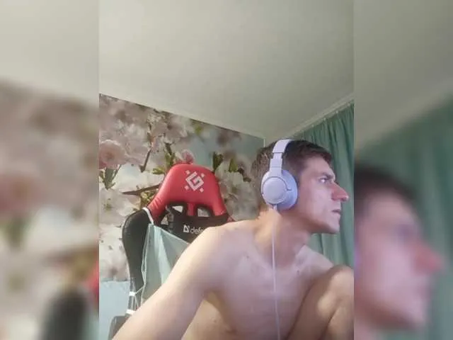 Live sex webcam photo for Mr-Stiffler #291617471