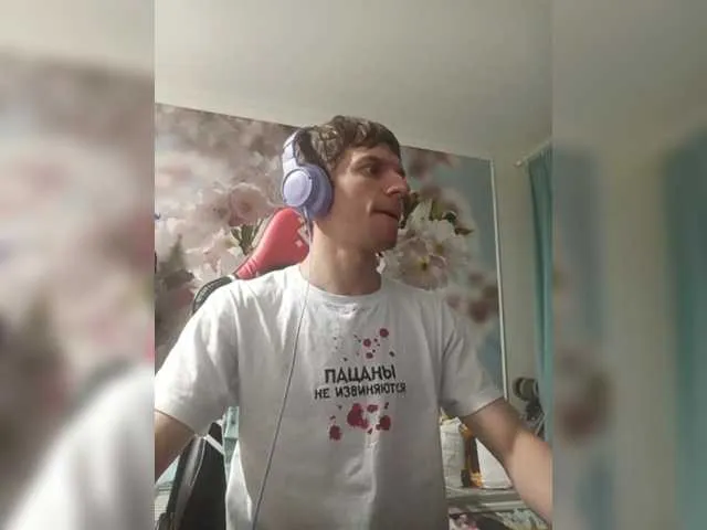 Live sex webcam photo for Mr-Stiffler #291901727