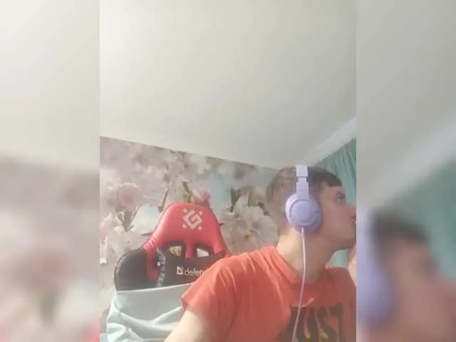 Live sex webcam photo for Mr-Stiffler #292080879