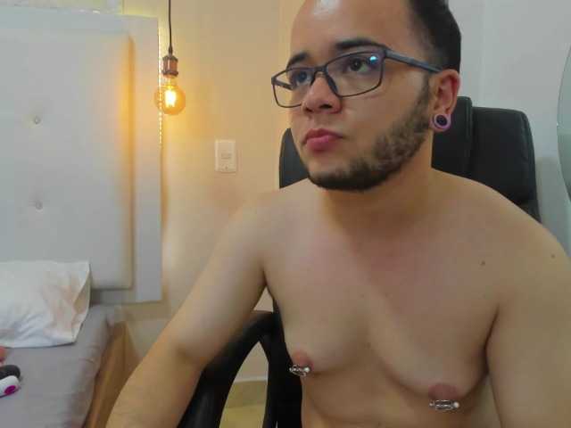 Live sex webcam photo for Mr-TransBoy #276002743