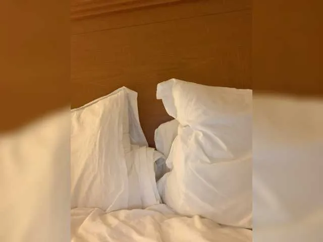 Live sex webcam photo for Mr-and-Mrs-Smith-XXL #276685721