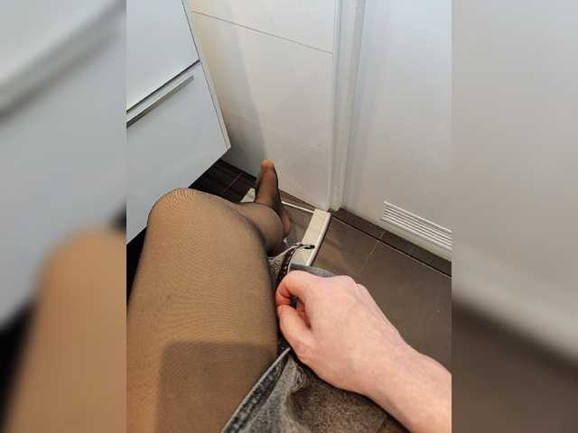 Live sex webcam photo for Mr-dod #276987222