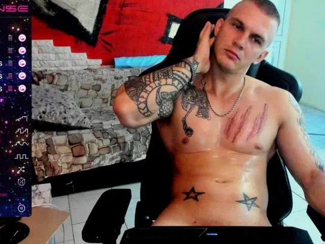 Live sex webcam photo for MrKray1 #275520766