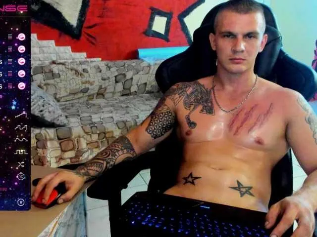 Live sex webcam photo for MrKray1 #275679509