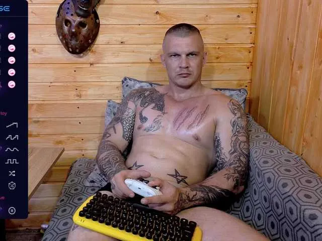 Live sex webcam photo for MrKray1 #291131386