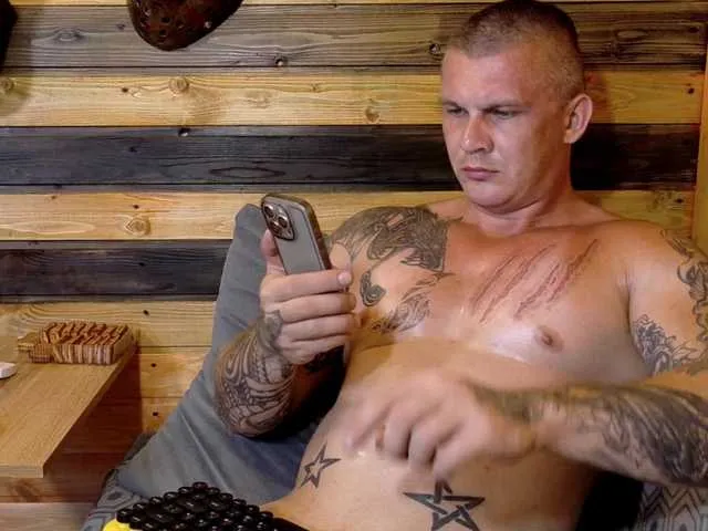 Live sex webcam photo for MrKray1 #291482451