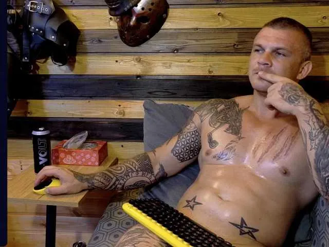 Live sex webcam photo for MrKray1 #291563956