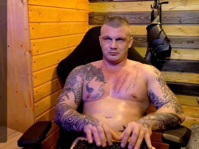 Live sex webcam photo for MrKray1 #292344261