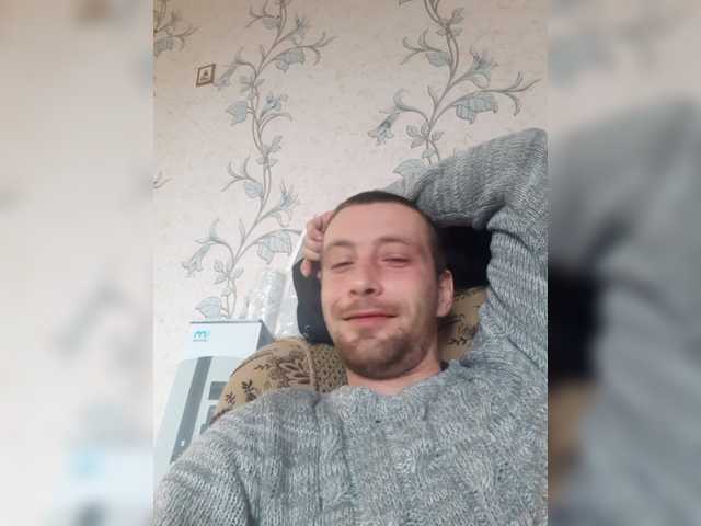 Live sex webcam photo for MrMoonlight11 #277311194