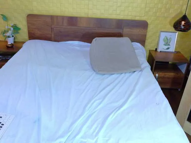 Live sex webcam photo for Mrs-booty #291220666