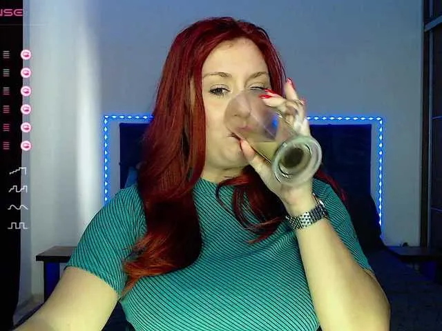 Live sex webcam photo for MsGiuliaa #276481466