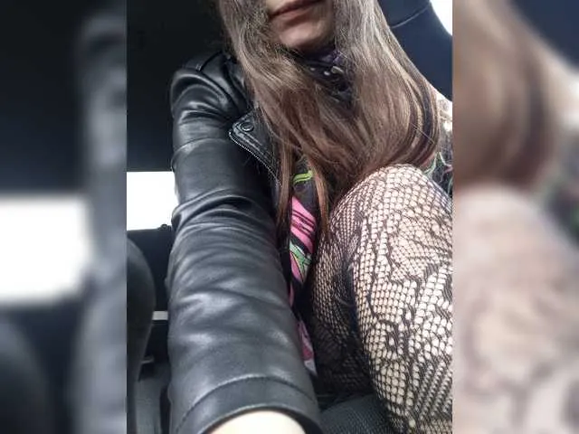 Live sex webcam photo for MsHsFuck #273124713