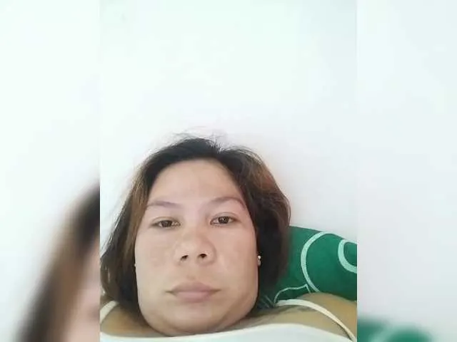 Live sex webcam photo for MsLovely1992 #291691680