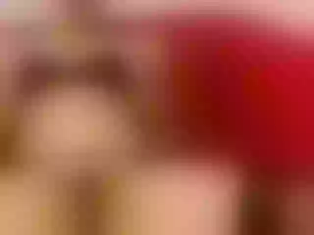 Live sex webcam photo for MsNinaGoddess #272041768