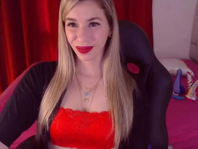 Live sex webcam photo for MsSofia #271957437