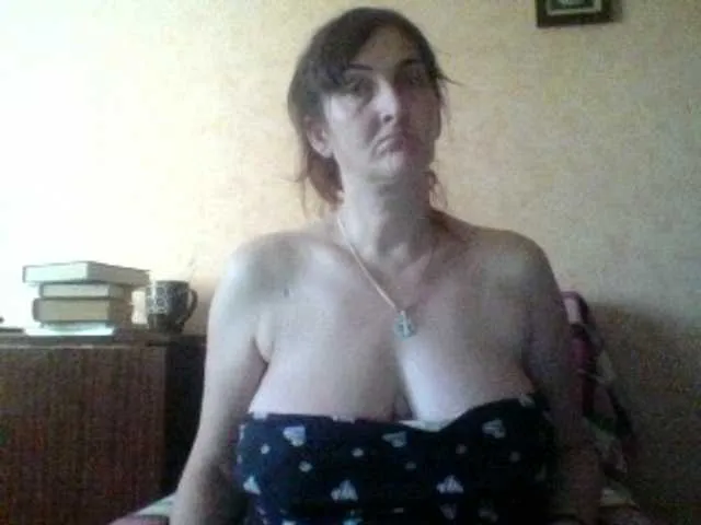 Live sex webcam photo for MssAngela #288008832