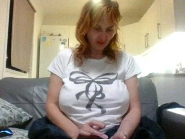 Live sex webcam photo for MssAngela #290388774