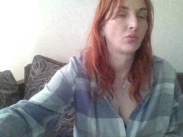 Live sex webcam photo for MssAngela #290887572