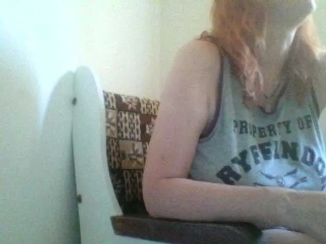 Live sex webcam photo for MssAngela #291384511